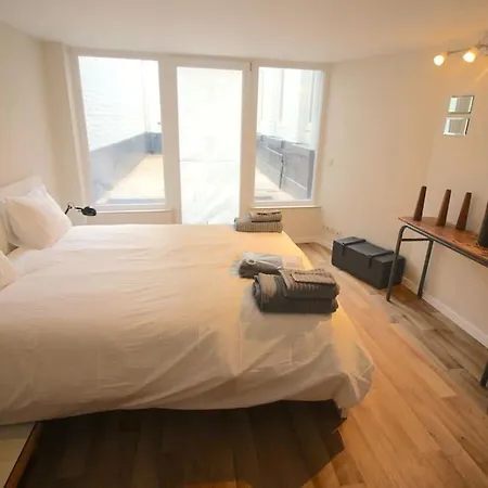 Apartman 2 Ch Avec Terrasse En Centre Liège