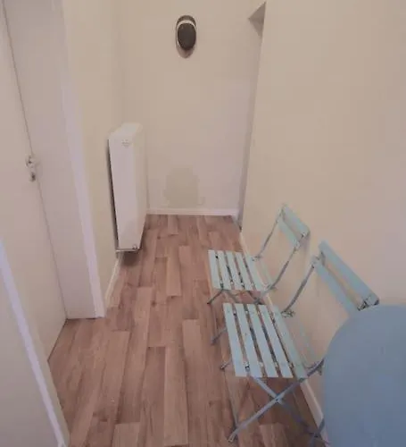 2 Ch Avec Terrasse En Centre *