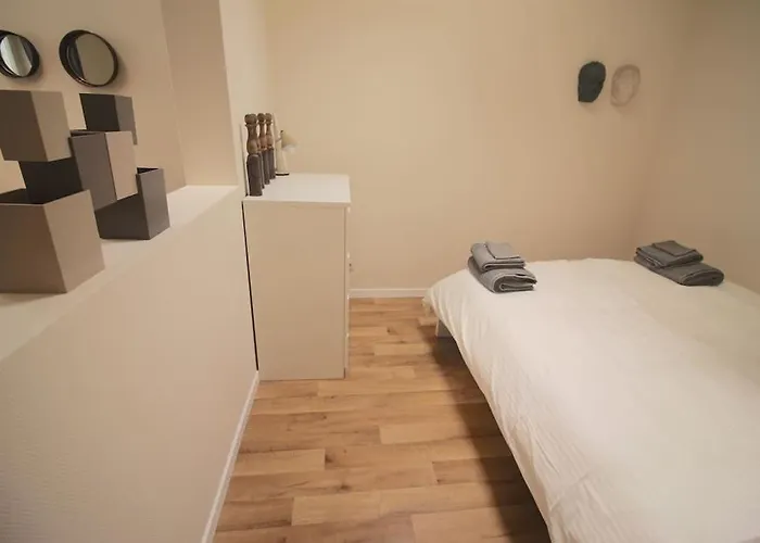 2 Ch Avec Terrasse En Centre